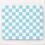 Kariertes Pastellblaues und weiß Mousepad<br><div class="desc">Abstrakte digitale Kunst der blauen und weißen Pastellquadrate in einer checkered Bildung.</div>