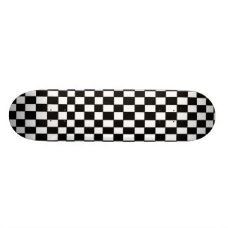 Kariertes Schwarzweiss-Skateboard Skateboard