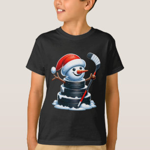 Karikatur-Eishockey-Puck-Schneemann mit Weihnachts T-Shirt