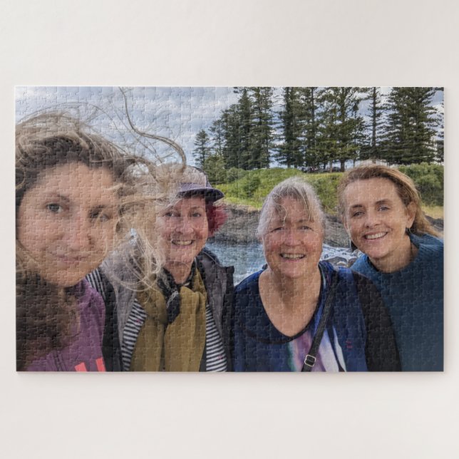 Karisma in Kiama colour 1014 piece jigsaw puzzle (Horizontal)