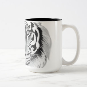 Karkohle-Sketch des Tigergefechtes Zweifarbige Tasse