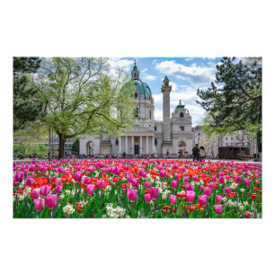 Karlskirche im Frühjahr in Wien, Österreich Fotodruck