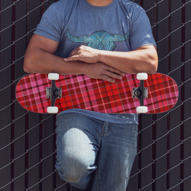 Karmesinrot Pink Karo Tartan Design  Skateboard (Außenbereich 3)