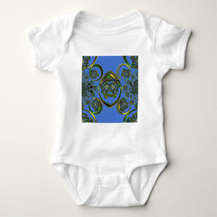 Karo aus meinen blauen Kurven Baby Strampler