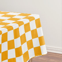 Karo aus weißem und orangefarbenem Marmor