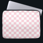 Karo Baby Pink und White Checkerboard Muster Laptopschutzhülle<br><div class="desc">Prüfmuster - Hellrosa und weiße Schachbretter.</div>