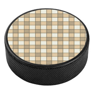 Karo in Braun und Weiß Eishockey Puck