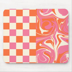 Karos und Wirbel - Rosa, Orange und Creme Mousepad