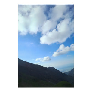Karpaten-Blauhimmel-Gipfel – Rumänien Bergkunst Fotodruck