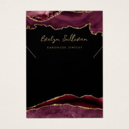 Karte mit Burgunder und goldfarbener Halskette