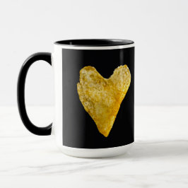Kartoffelchips in Heart Shaped Tasse