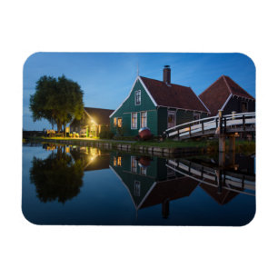 Käsebauernhaus in den Niederlanden in der Dämmerun Magnet
