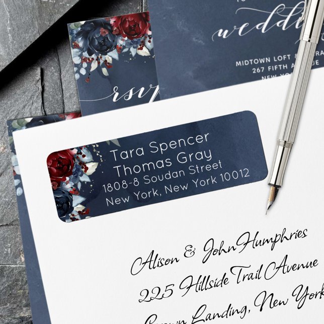 Kaskadierende Rücksendeadresse der Burgund-Marine (Von Creator hochgeladen)