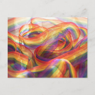 Kaskadierendes durchsichtiges Regenbogenband. Post Postkarte