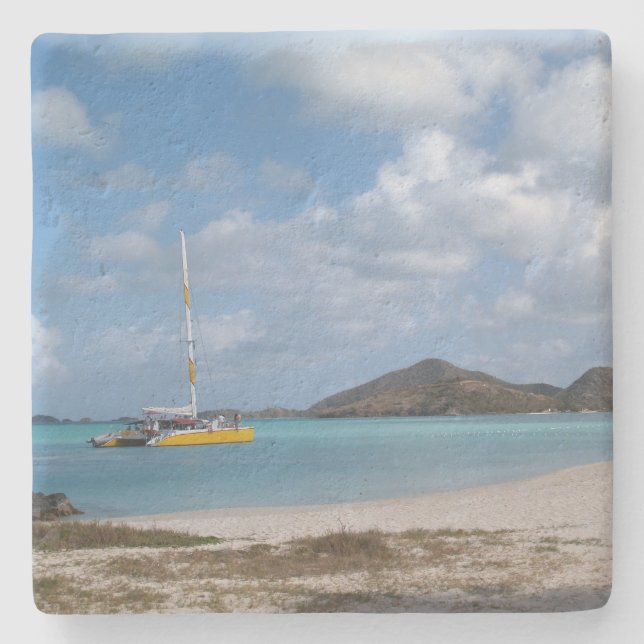 Katamaran am Strand im Untersetzer Antigua (Vorderseite)
