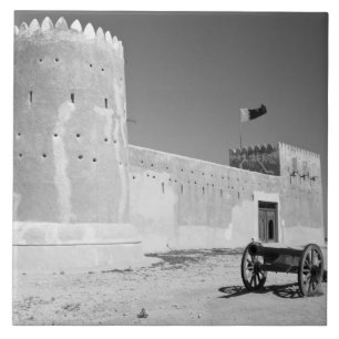 Katar, Al Zubarah. Al-Zubarah-Fort (erbaut 1938) h Fliese