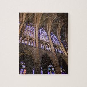 Kathedrale von Leon, Innenraumfenster aus Buntglas