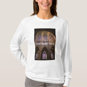 Kathedrale von Leon, Innenraumfenster aus Buntglas T-Shirt