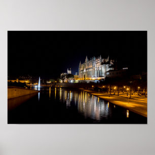 Kathedrale von Palma de Mallorca bei Nacht - Spani Poster
