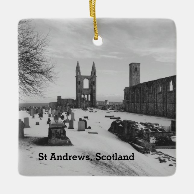 Kathedralen-Ruinen St Andrews Schottland in Schnee Keramikornament (Vorderseite)