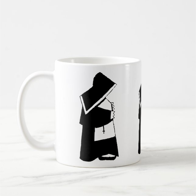 Katholische Kirchen-Nonne in der Gewohnheit Kaffeetasse (Links)
