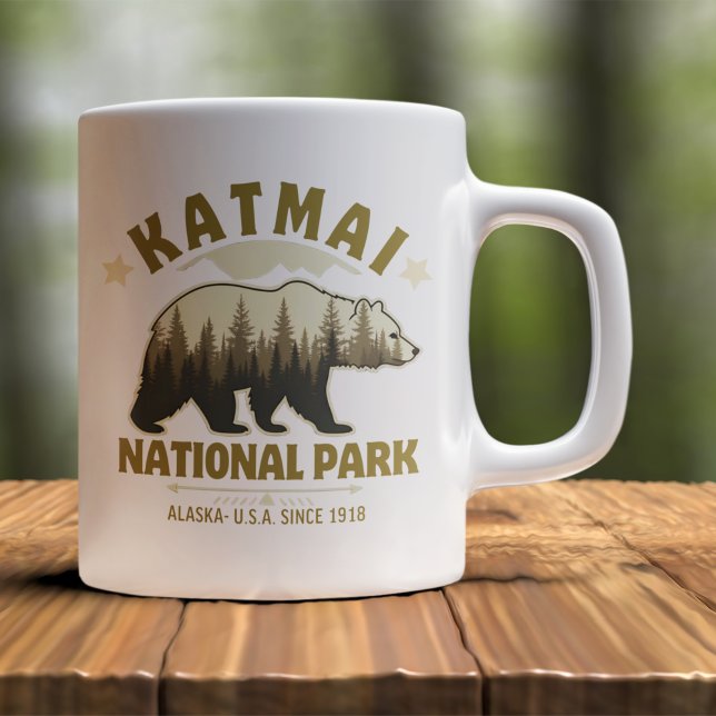 Katmai, Alaska: Nature’s Sanctuary Since 1918 Kaffeetasse (Von Creator hochgeladen)