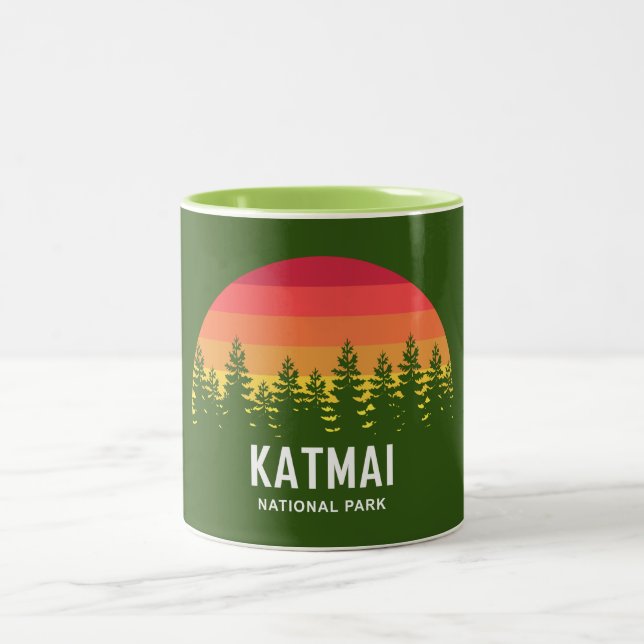 Katmai Nationalpark Zweifarbige Tasse (Mittel)