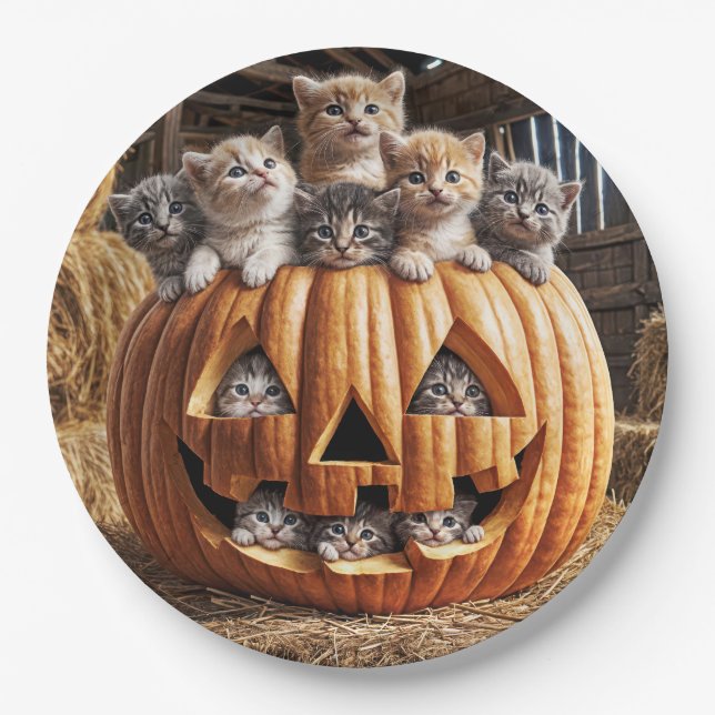 Kätzchen zu Halloween Pumpkin Pappteller (Vorderseite)