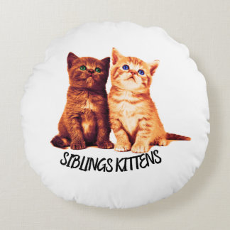 Kätzchen, zwei niedliche Katzen Rundkissen Rundes Kissen
