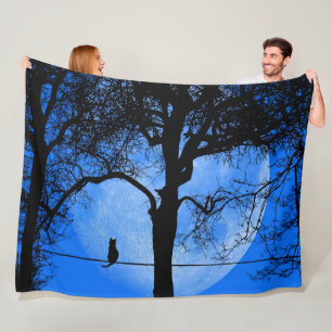 Katze auf einem Wirt Blue Moon Fleecedecke