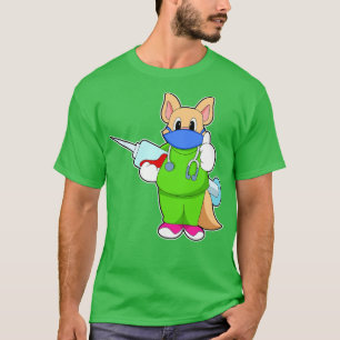 Katze bei Impfung mit Spritze T-Shirt