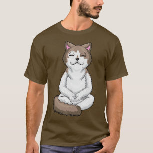 Katze beim Yoga in gekreuzten Beinen T-Shirt