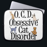 Katze besessen laptopschutzhülle<br><div class="desc">Ich habe eine Zwangskatzenkrankheit. Ich bin für alle meine niedlichen Katzen OCD. Ein lustiges Geschenk für jemanden,  der verrückt nach Kätzchen ist. Ich Liebe Katzen,  das ist meine Besessenheit.</div>