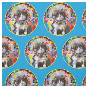 Katze im Party Stoff