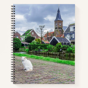 Katze im traditionellen Fischerdorf Notizbuch