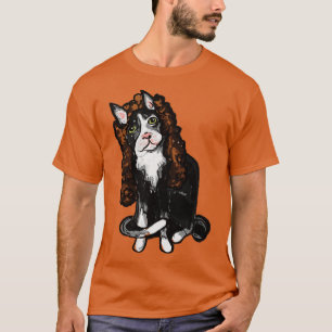 Katze in einer glockenbraunen Perücke T-Shirt