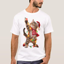 Katze jagt Weihnachtslichter