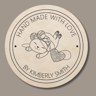 Katze mit Garnhand Made with Liebe Monogram Runder Aufkleber