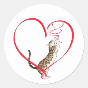 Katze mit Herz-Band Runder Aufkleber