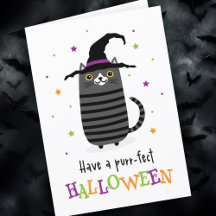 Katze mit Hexe, die ein purrotes Halloween hat