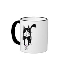 Katze mit Mäusegeschenk