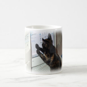 Katze mit PC Kaffeetasse