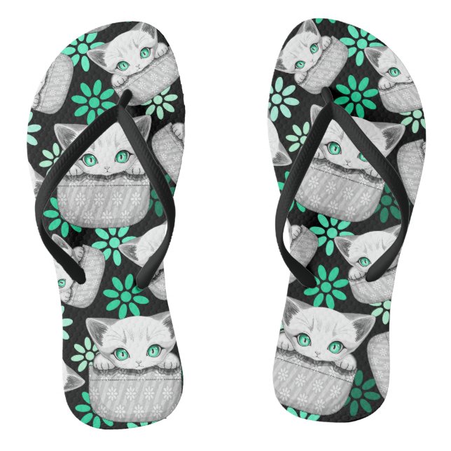 Katze Niedlich und spielerisch aus einem Pocket Flip Flops (Fußbett)