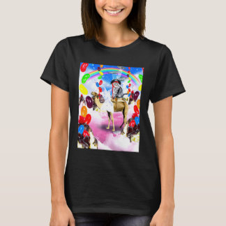 Katze reitet auf Kamel mit Sundae T-Shirt