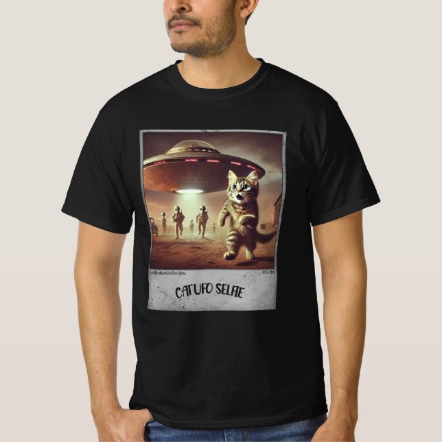 Katze UFO Selfie: Scared Kitty (Man T - Shirt) #02 T-Shirt (Vorderseite)
