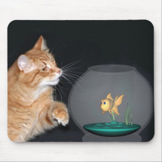 Katze und Goldfisch Mousepad