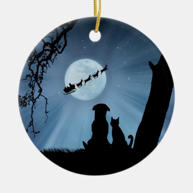 Katze und Hund mit Santa und Schlitten Keramik Ornament (Vorne)