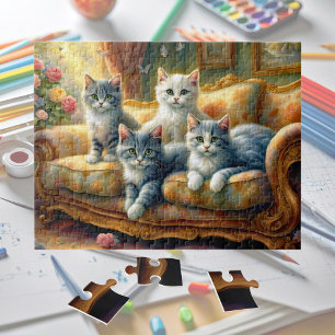Katzen auf dem Sofa - süße Szene im Vintage-Look