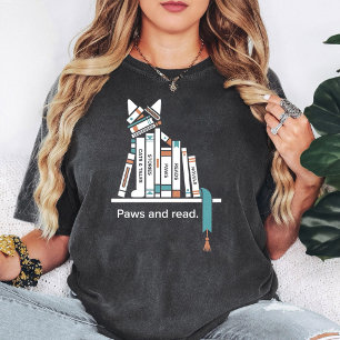 Katzen Bücherregal Pfoten und Liesekunst T-Shirt