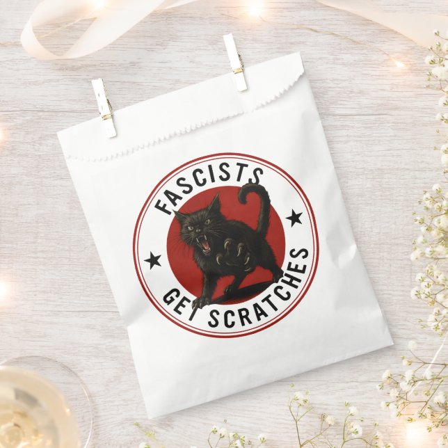 Katzen gegen Faschisten Geschenktütchen (Ausgeschnitten)